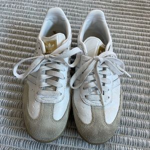 White samba adidas sneakers